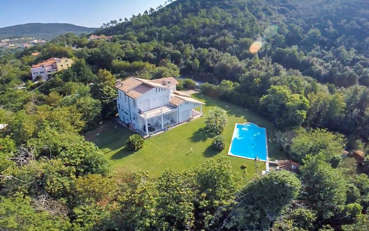 Villa Diadema Vezzi Portio Екстериор снимка
